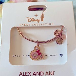 Disney MinnieMouse Donut Rose Gold Bangle Bracelet